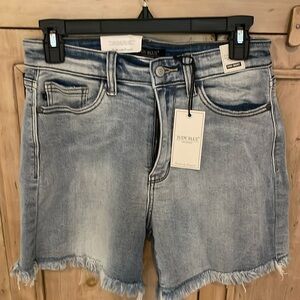 Judy Blue Jean shorts brand new with tags Sz M